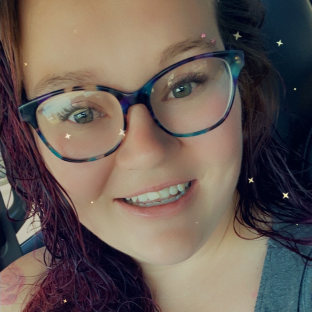 Meet your Posher, Jessica